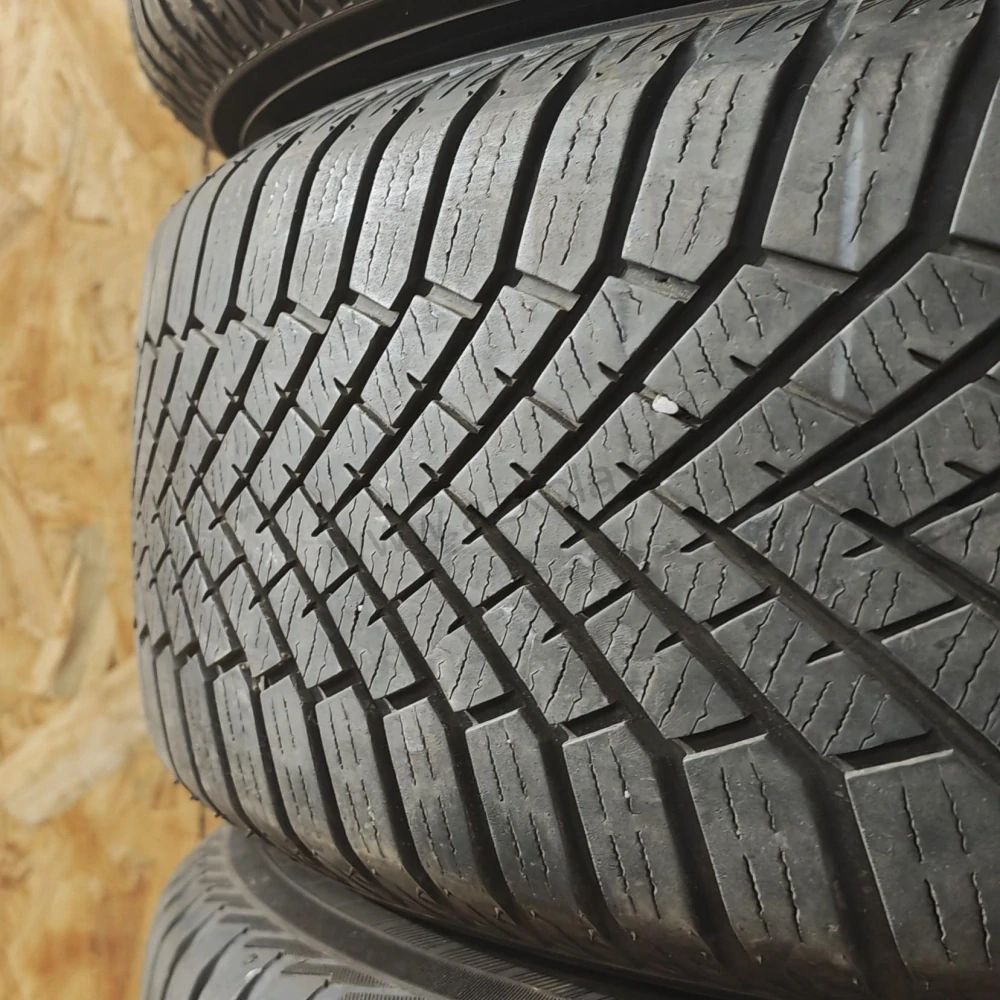 Zimní kola Suzuki SX4, Vitara 215/60 R16 č. AK198