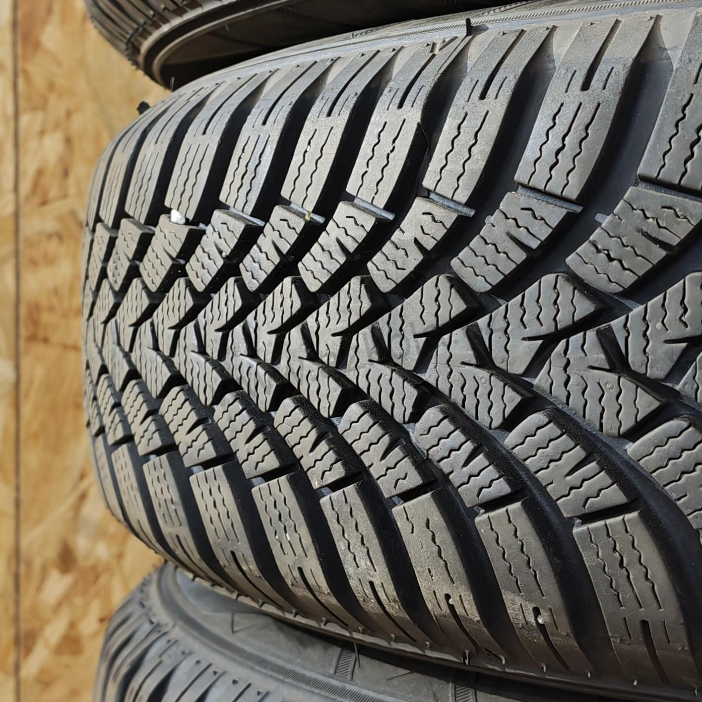Zimní kola Hyundai Bayon, i20 185/65 R15 č. AK200