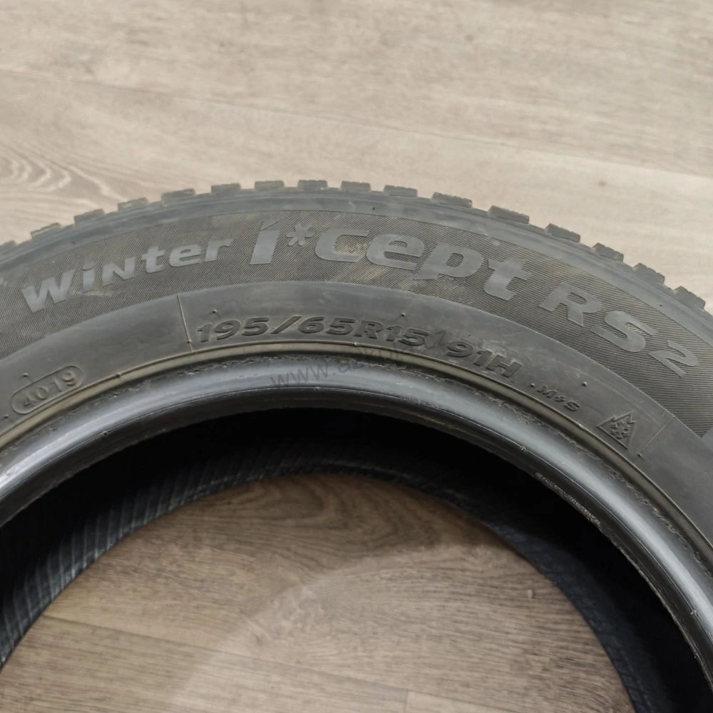 Zimní pneumatiky 195/65 R15 Hankook č. AP987