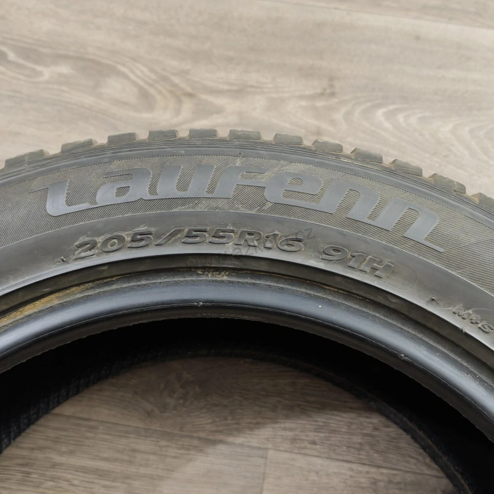 Zimní pneumatiky 205/55 R16 Laufenn č. AP1004
