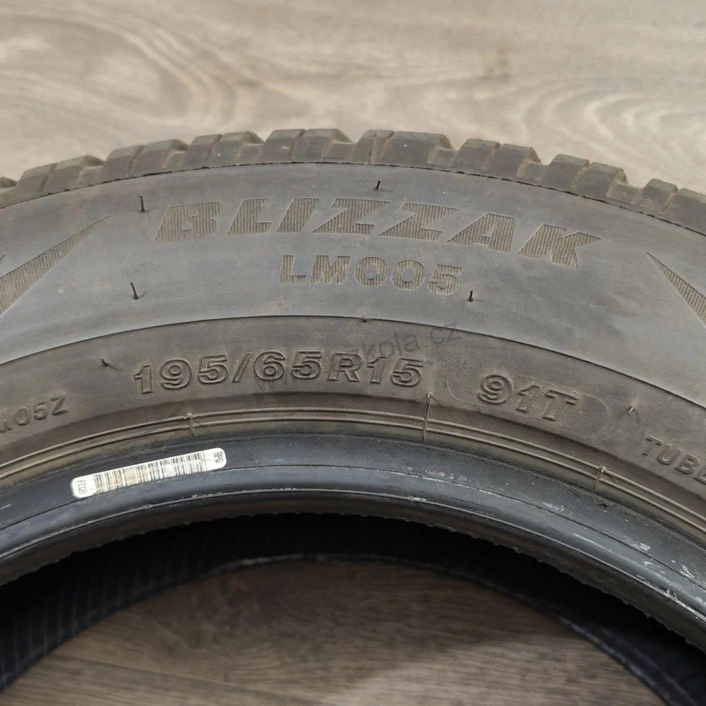 Zimní pneumatiky 195/65 R15 Bridgestone č. AP1008