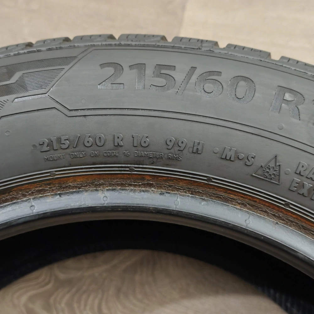 Zimní pneumatiky 215/60 R16 Barum č. AP1059