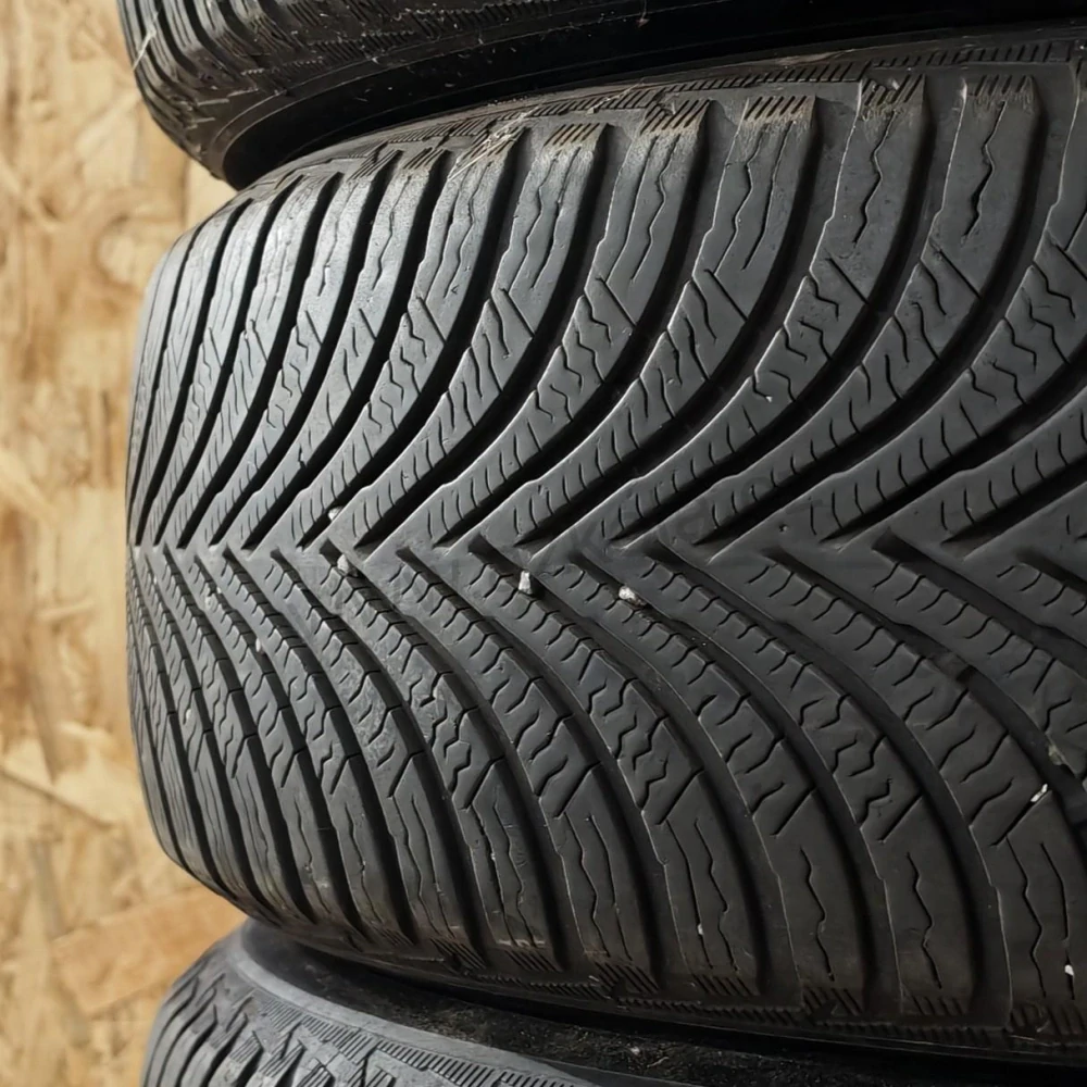 Zimní kola Suzuki SX4, Fiat Sedici 205/60 R16 č. AK208