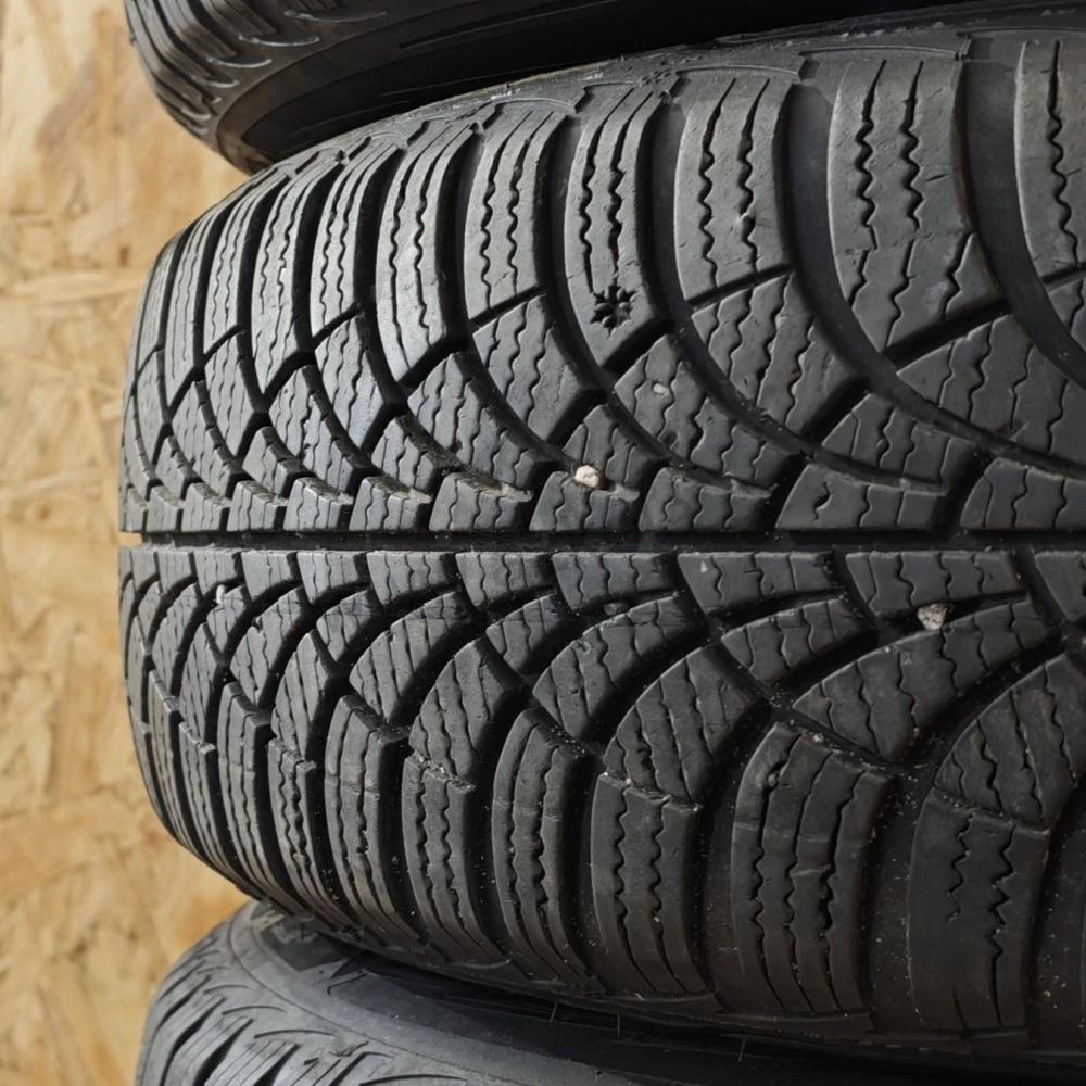 Zimní kola Dacia, Renault 185/65 R15 č. AK211