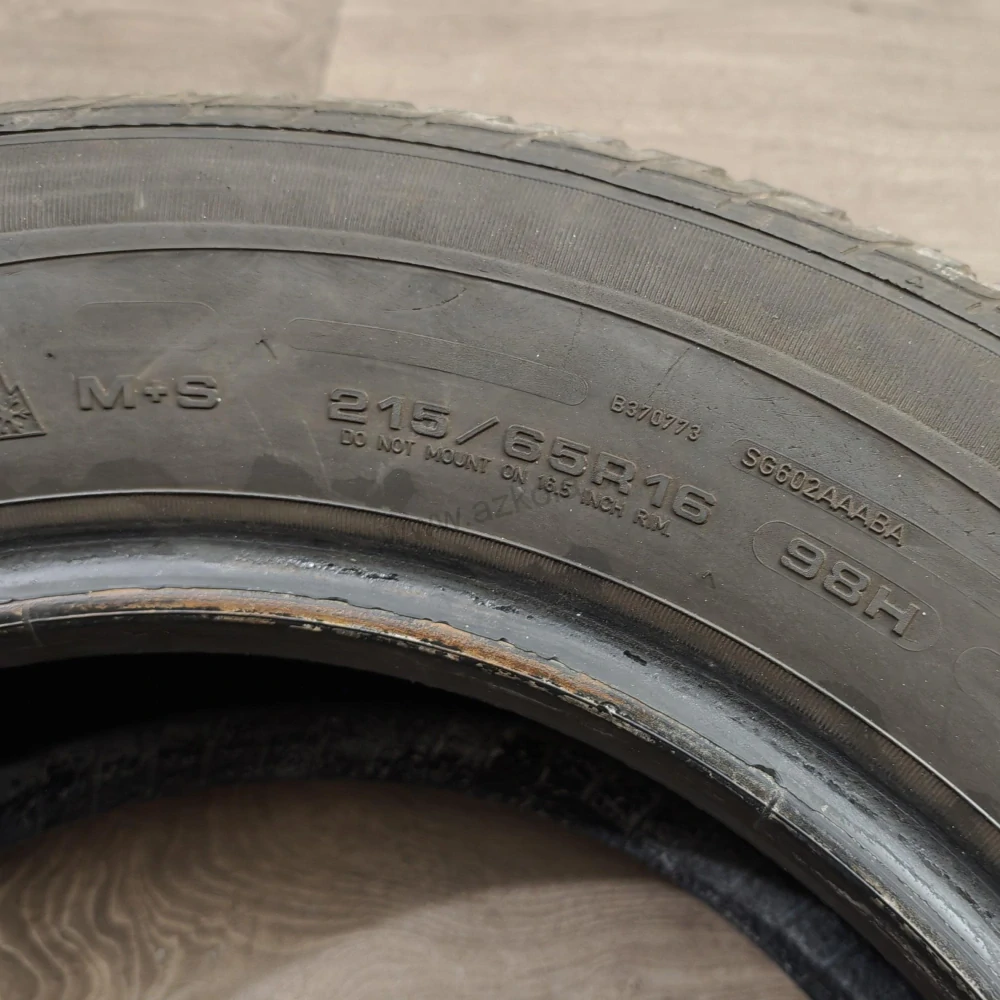 Zimní pneumatiky 215/65 R16 Sava č. AP1090