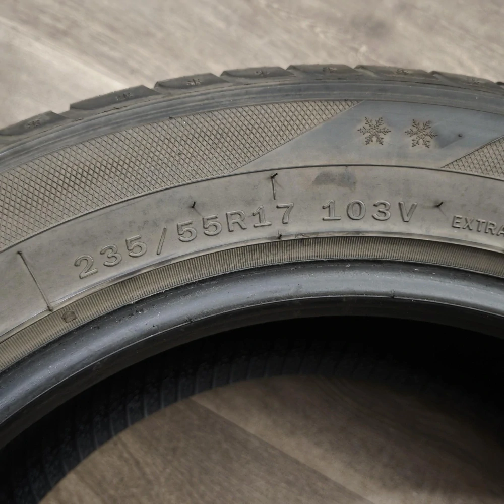 Zimní pneumatiky 235/55 R17 Tomket č. AP1110
