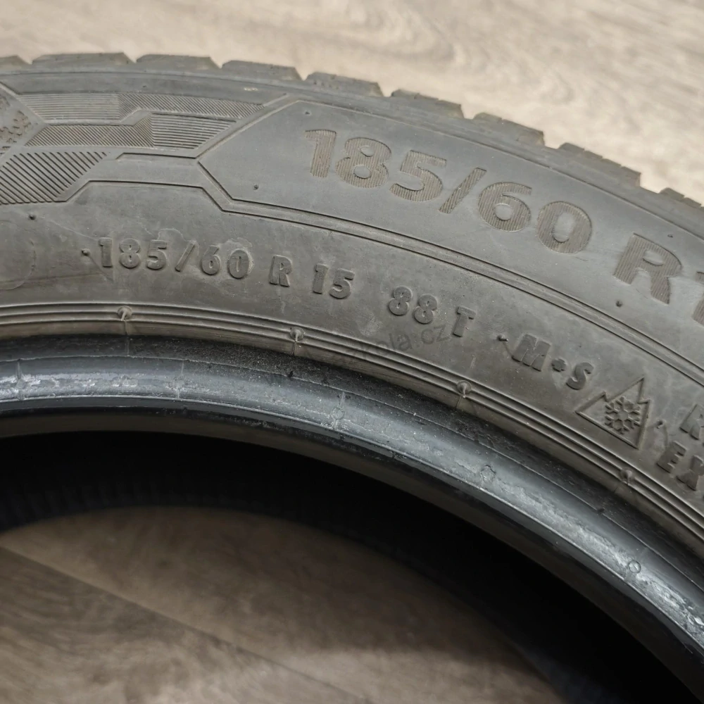 Zimní pneumatiky 185/60 R15 Barum č. AP1141