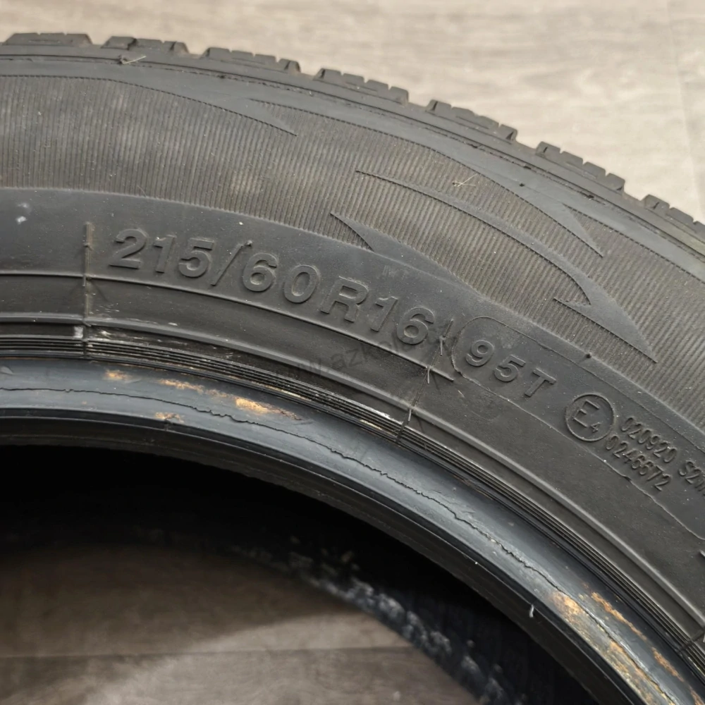 Zimní pneumatiky 215/60 R16 Tracmax č. AP1153