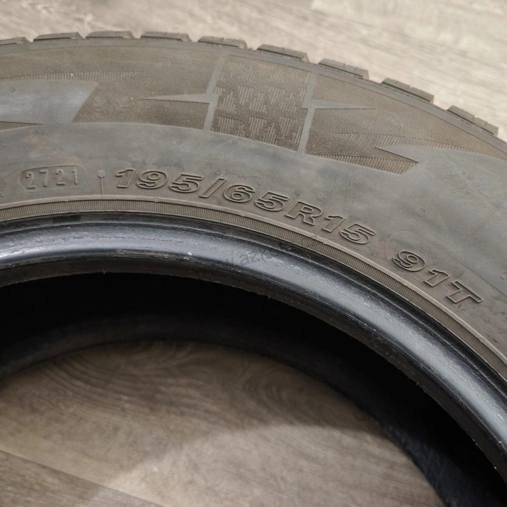 Zimní pneumatiky 195/65 R15 Nexen č. AP1161