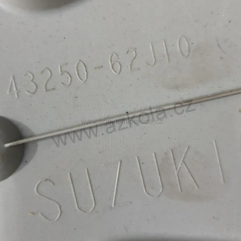 Originální poklice Suzuki 14" Swift (použitá)