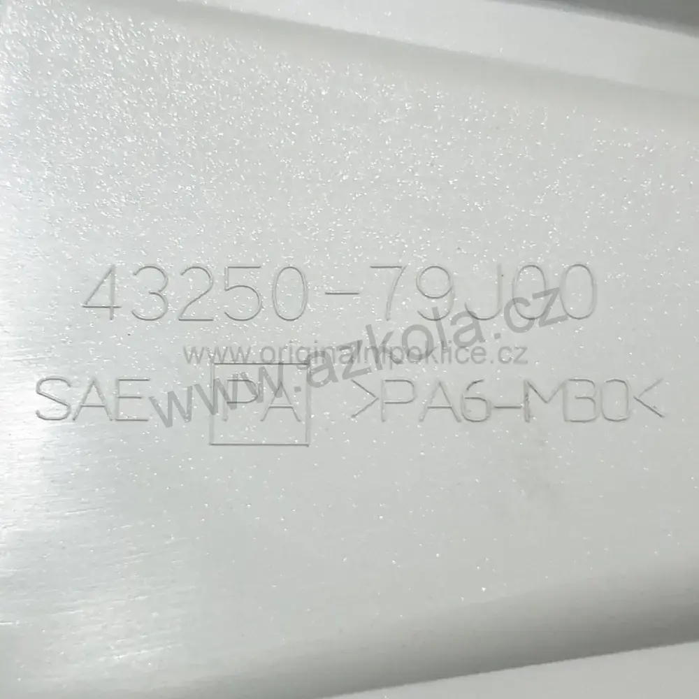 Originální poklice Suzuki 15" Swift (použité)