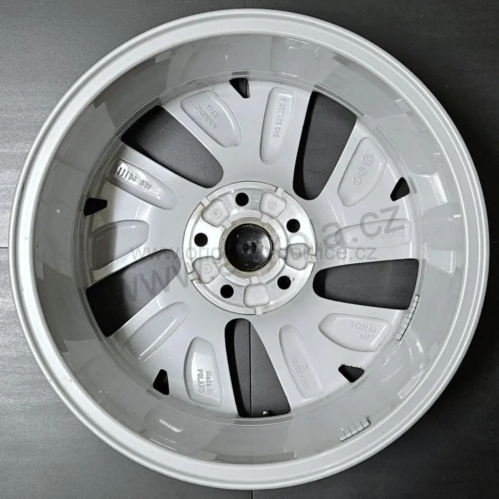 Originální hliníkové disky Volkswagen 6,5J x 17 ET46 (zánovní)