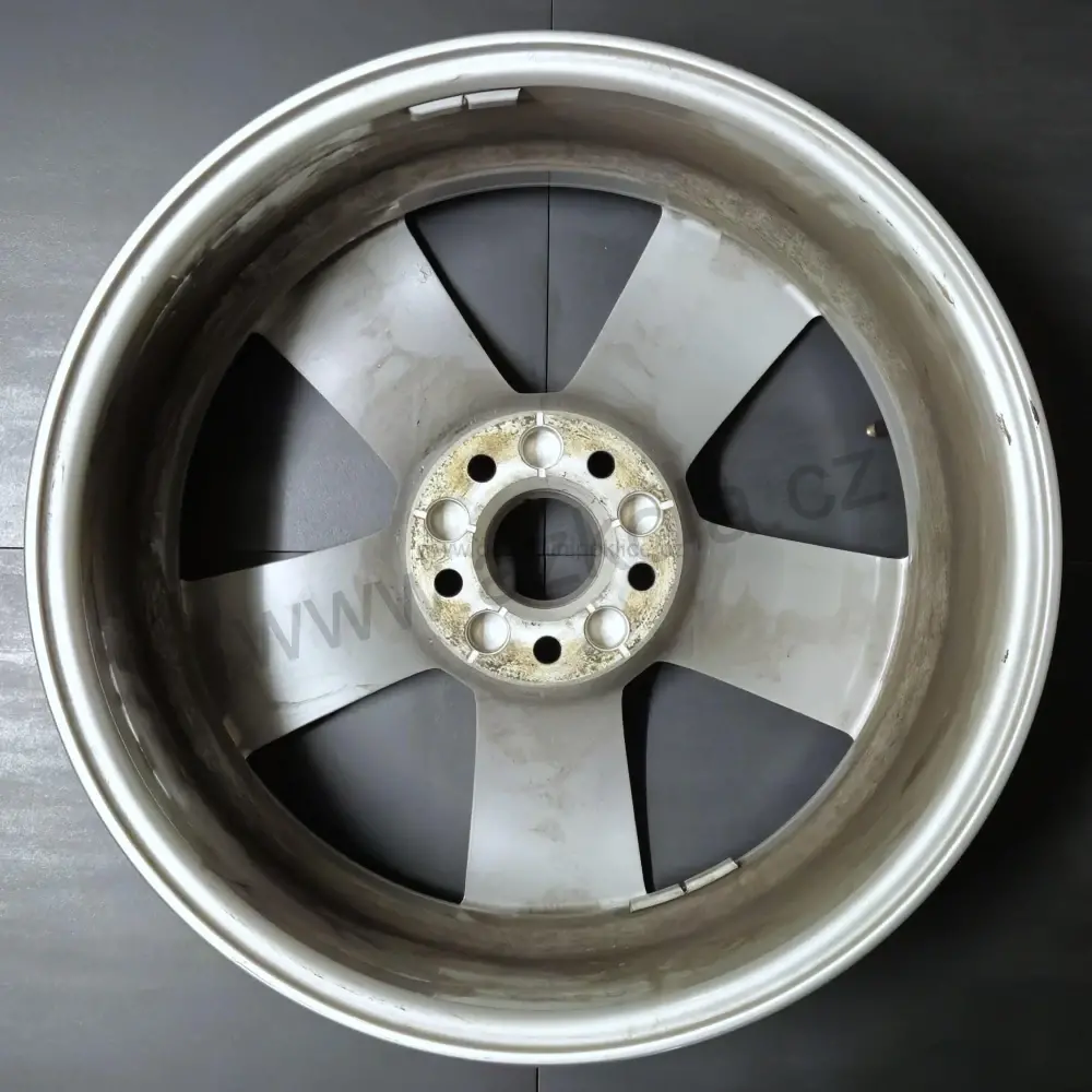 Originální hliníkové disky Audi 8J x 18 ET25 (použité)