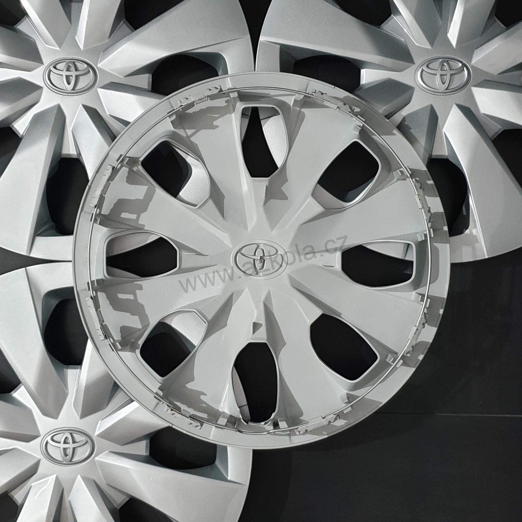 Originální poklice Toyota 15" Corolla (použité)