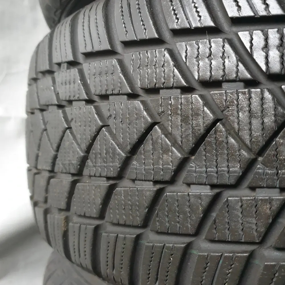 Sada zimních kol Škoda, Volkswagen 215/60 R16 č. AK87