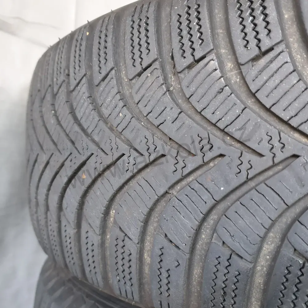 Sada zimních kol Škoda, Volkswagen, Seat, Audi 205/55 R16 č. AK90