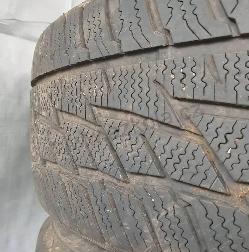 Sada zimních kol Ford, Volvo 205/55 R16 č. AK33