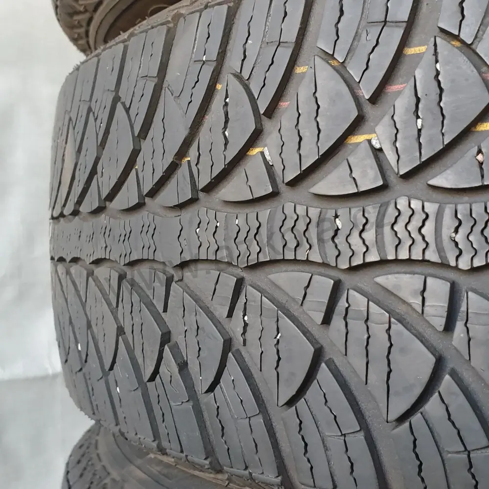 Sada zimních kol Škoda, Volkswagen, Seat, Audi 185/60 R15 č. AK11