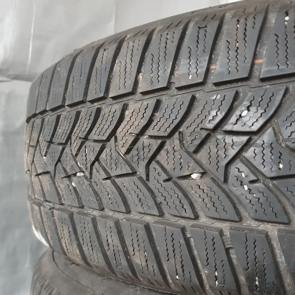Sada zimních kol Škoda, Volkswagen, Seat, Audi 205/60 R16 č. AK26