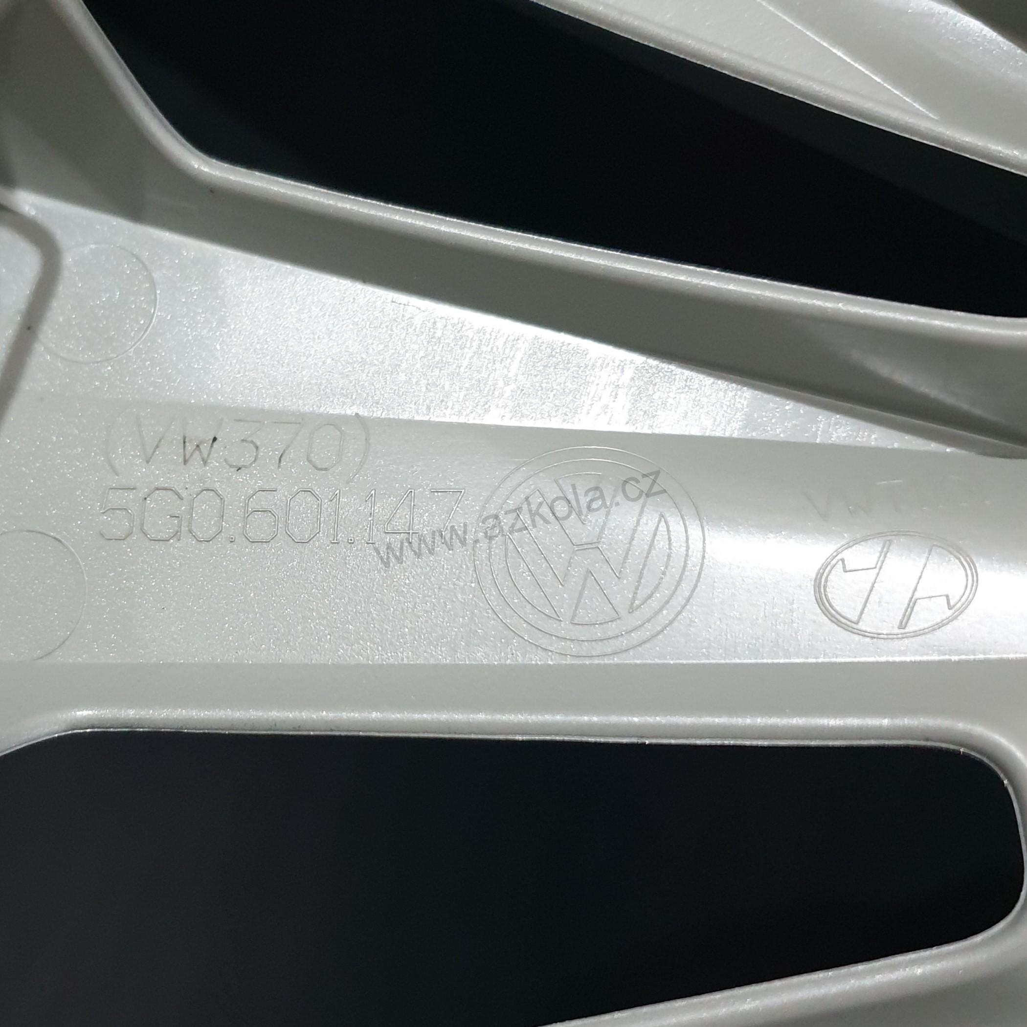 Originální poklice Volkswagen 15" Golf, Caddy, Touran (zánovní, použité)