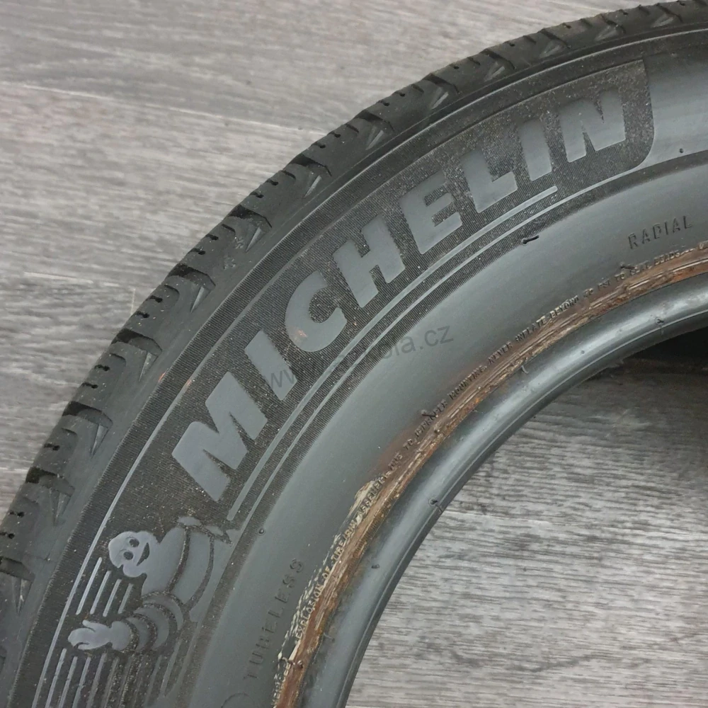 Zimní pneumatiky Michelin 215/60 R16 č. AP346