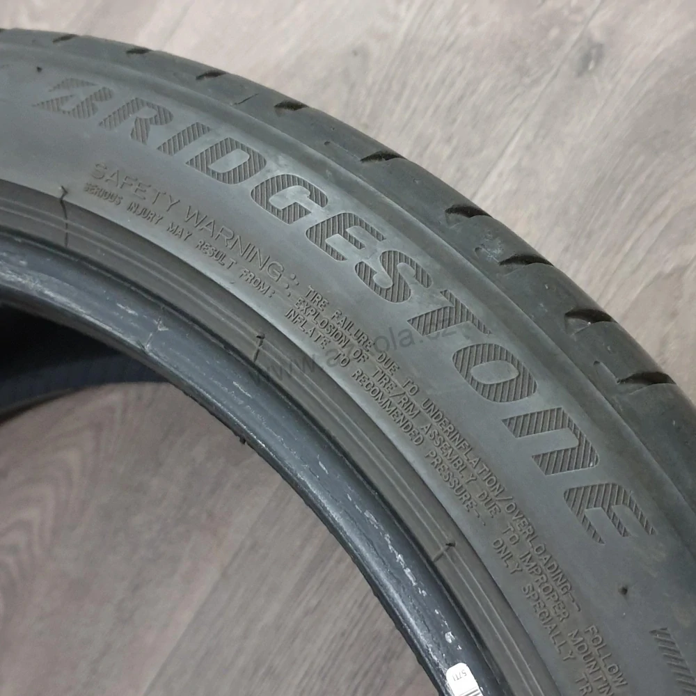 Letní pneumatiky 235/40 R19 Bridgestone č. AP590