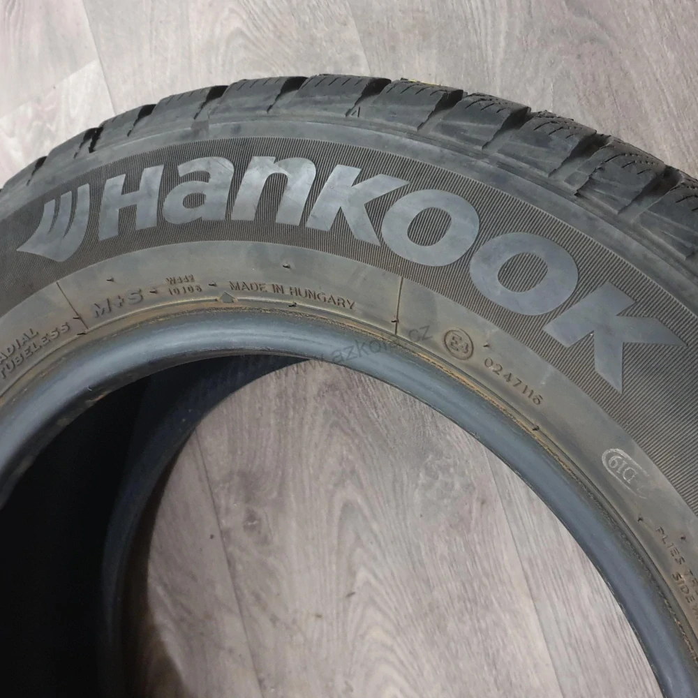 Zimní pneumatiky 195/65 R15 Hankook č. AP596