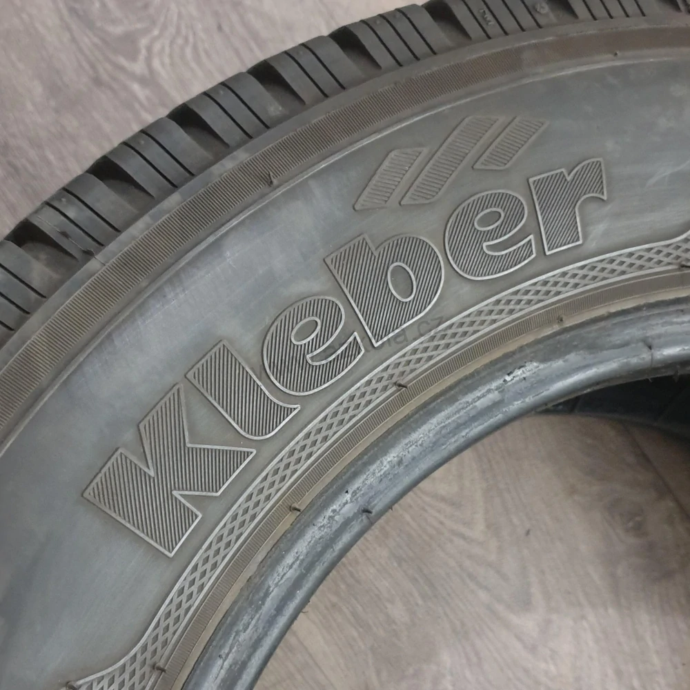 Zimní pneumatiky 215/65 R16C Kleber č. AP637