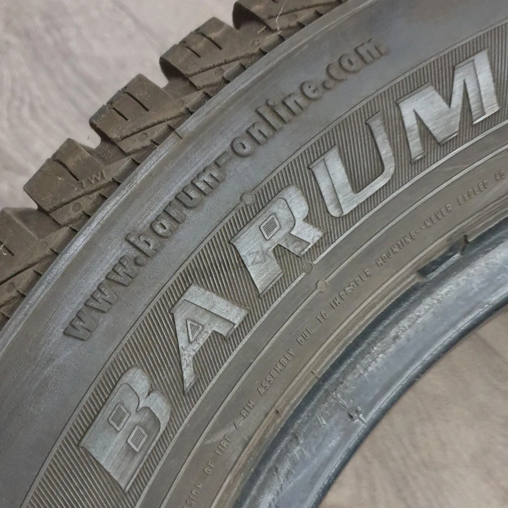 Zimní pneumatiky 195/60 R15 Barum č. AP647