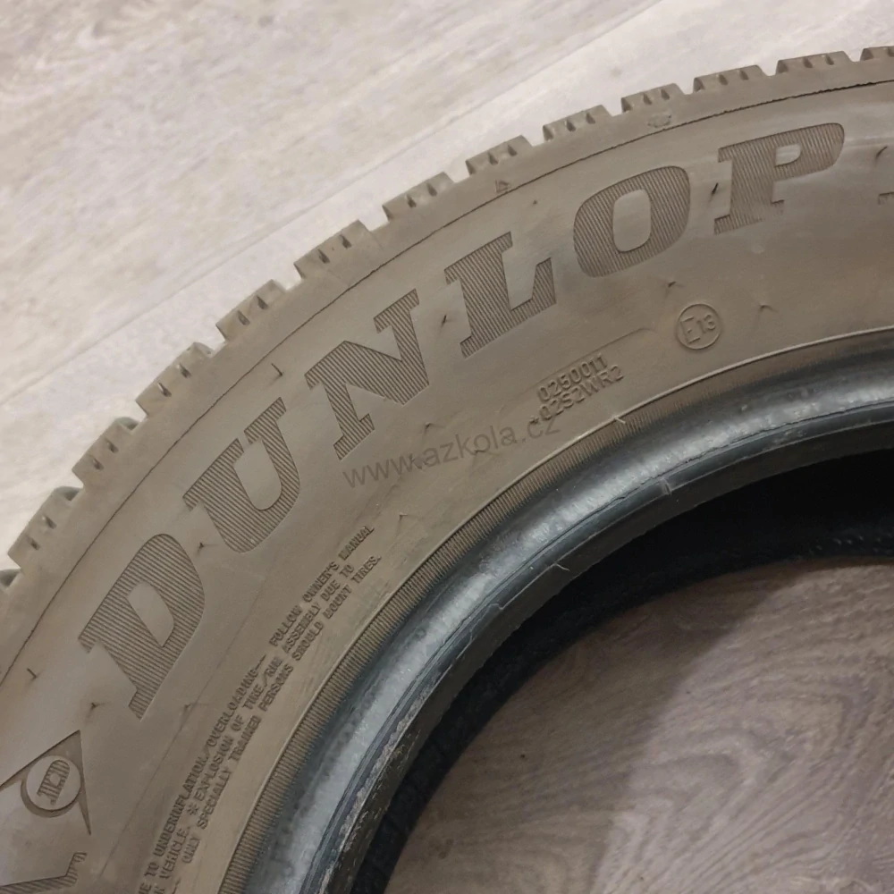 Zimní pneumatiky 195/65 R15 Dunlop č. AP669
