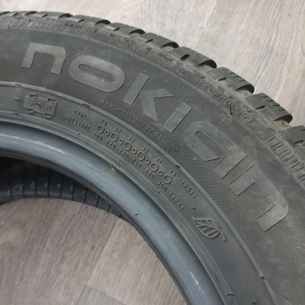 Zimní pneumatiky 185/65 R15 Nokian č. AP679