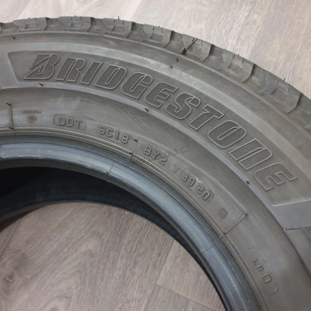 Zimní pneumatiky 215/70 R15C Bridgestone č. AP686