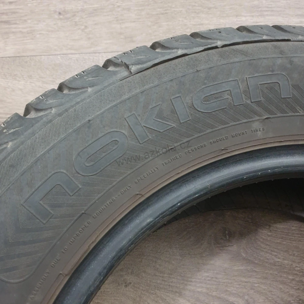 Zimní pneumatiky 195/65 R15 Nokian č. AP700