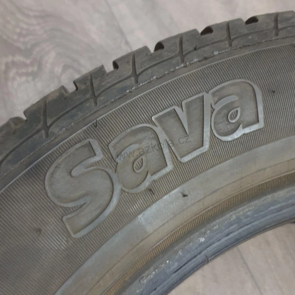 Zimní pneumatiky 205/60 R16 Sava č. AP702