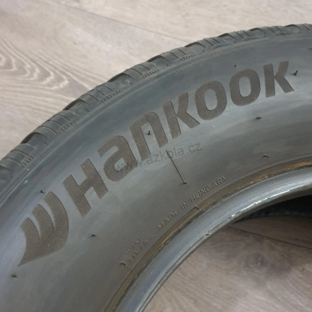 Zimní pneumatiky 215/65 R16 Hankook č. AP727
