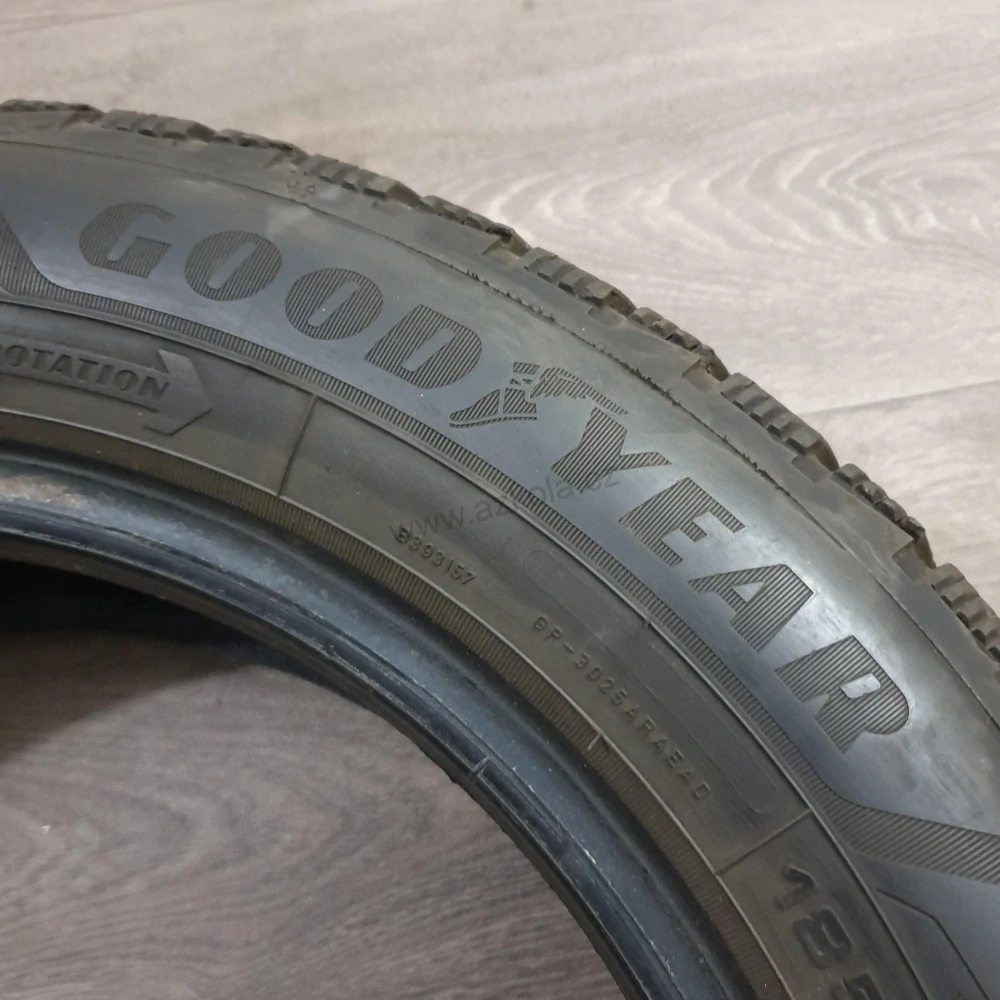 Zimní pneumatiky 185/60 R15 GoodYear č. AP735