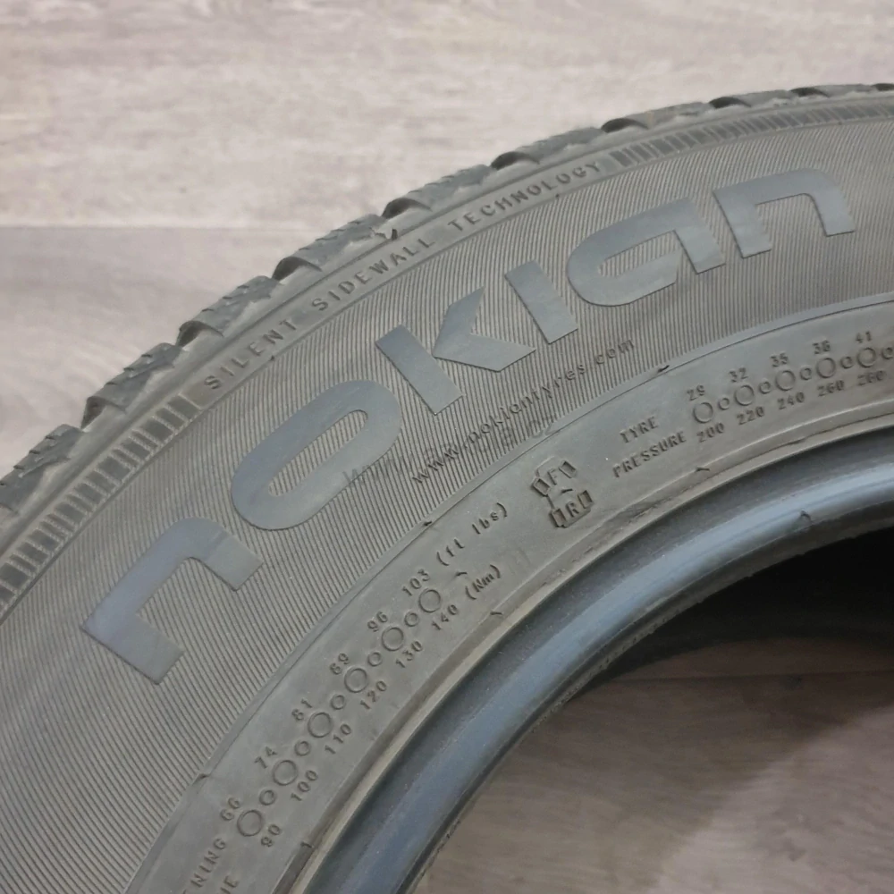 Zimní pneumatiky 215/60 R16 Nokian č. AP736