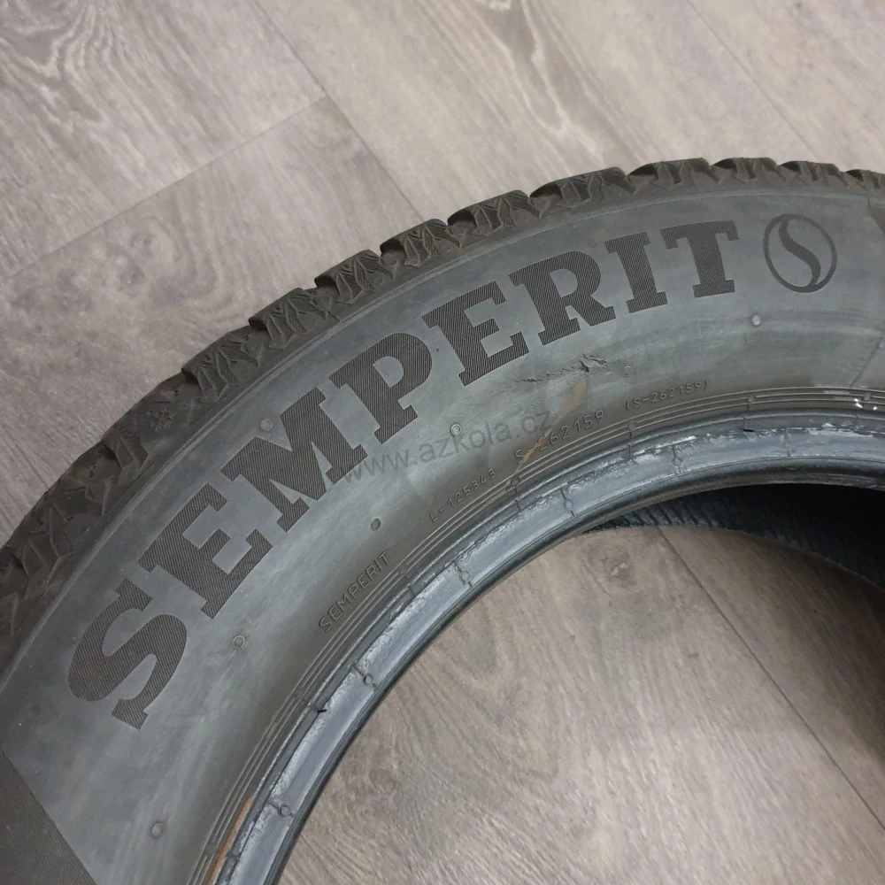 Zimní pneumatiky 185/60 R15 Semperit č. AP738