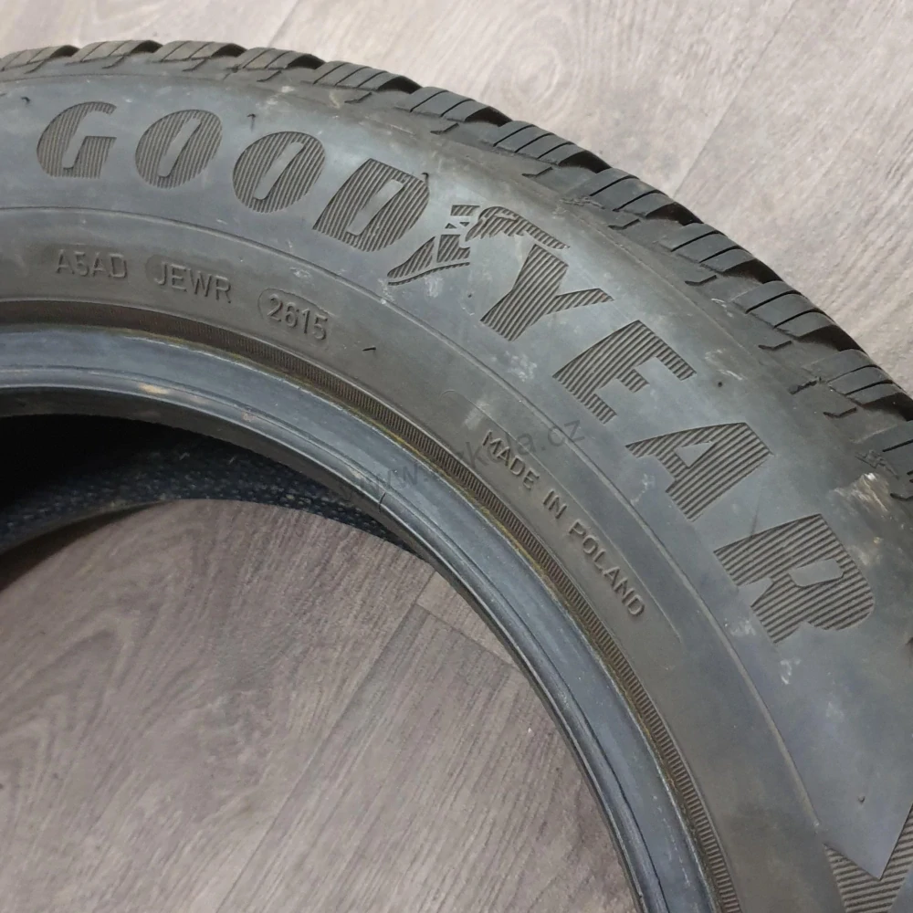 Zimní pneumatiky 185/65 R15 GoodYear č. AP747