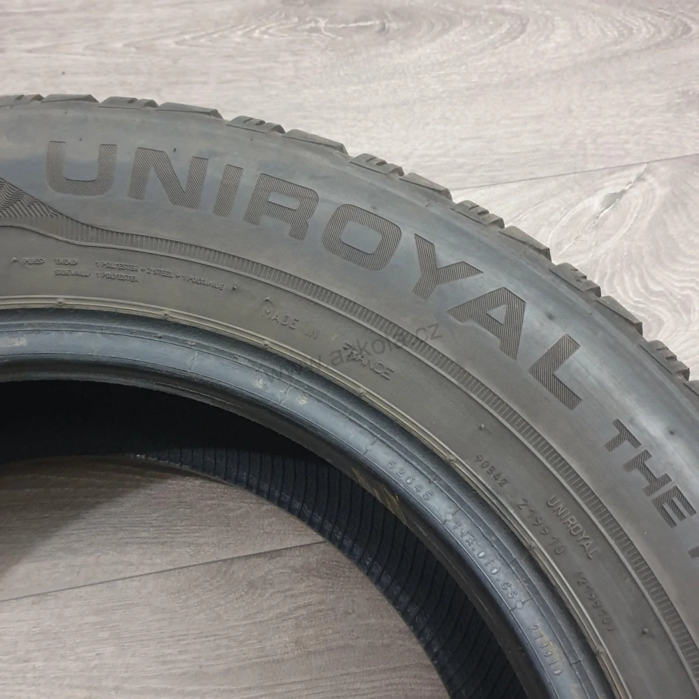 Zimní pneumatiky 195/65 R15 Uniroyal č. AP772