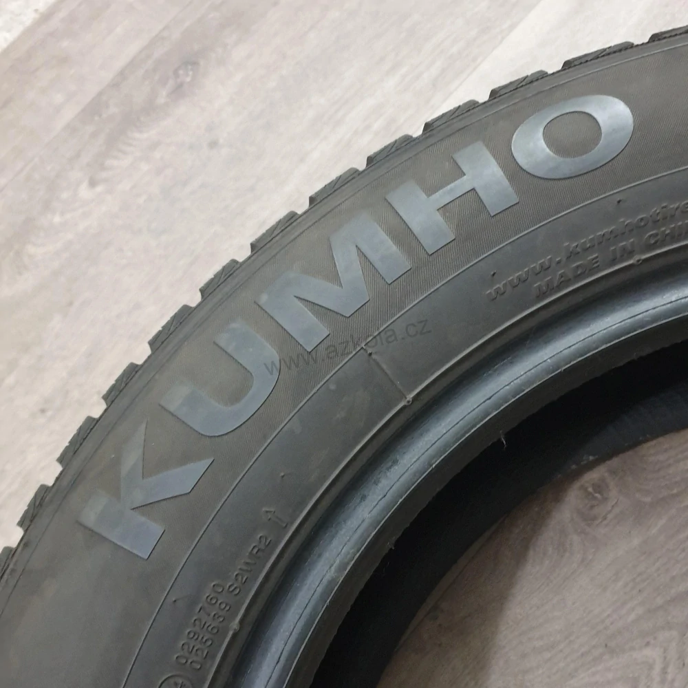 Zimní pneumatiky 215/60 R17 Kumho č. AP791