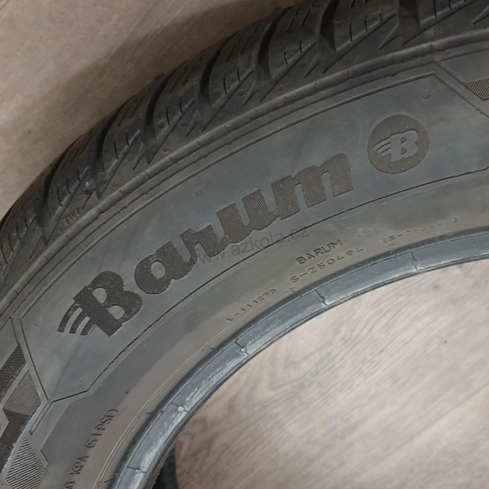 Zimní pneumatiky 205/60 R16 Barum č. AP803
