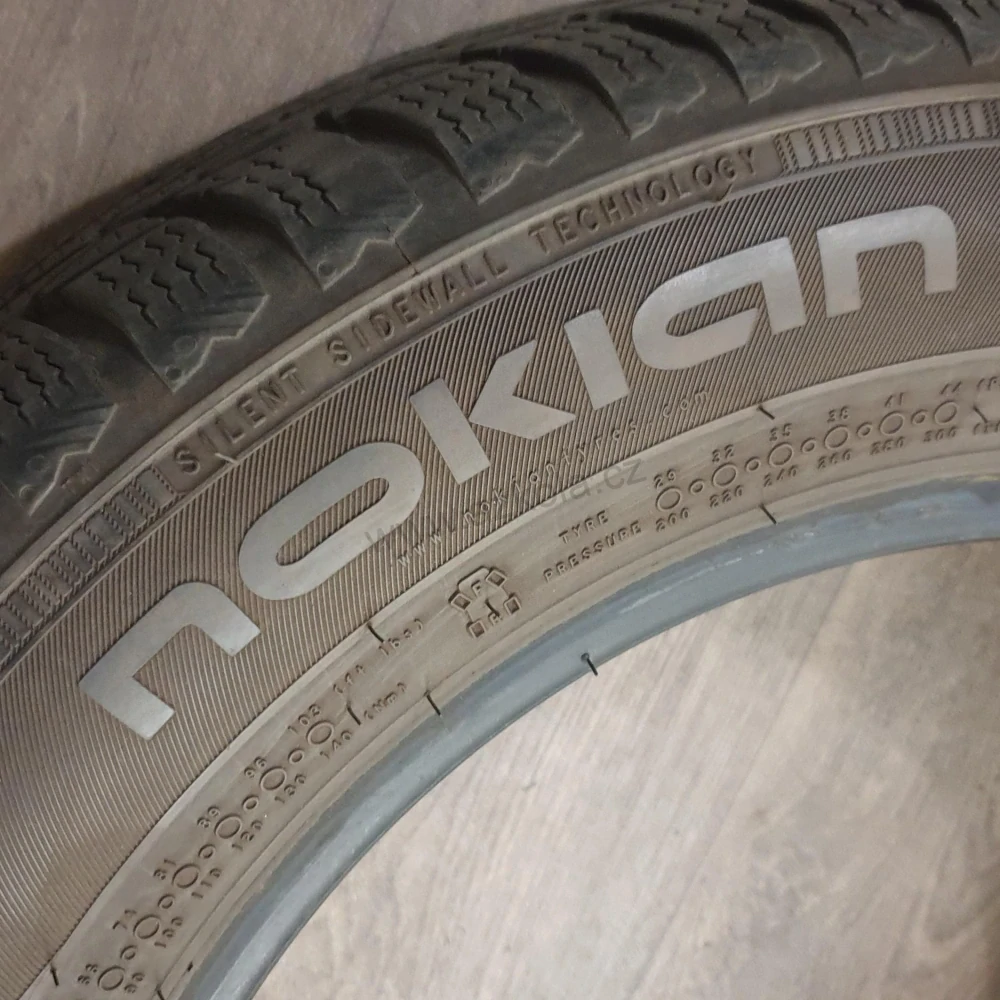 Zimní pneumatiky 165/70 R14 Nokian č. AP823