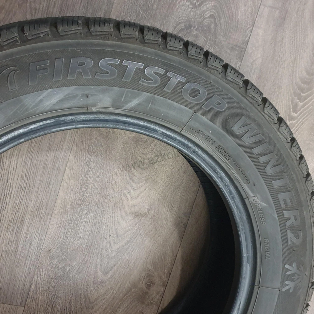 Zimní pneumatiky 165/70 R14 Firststop č. AP824