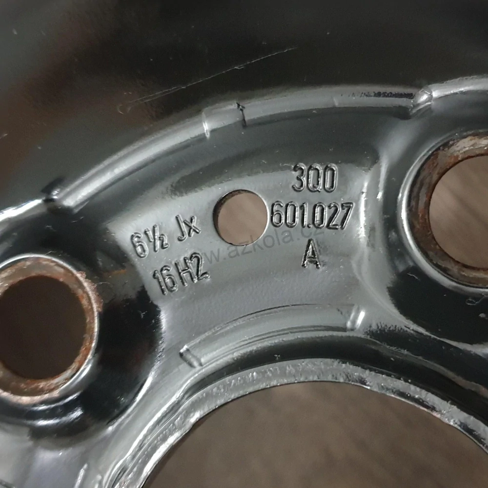 Zimní kola Škoda, Volkswagen, Seat, Audi 215/60 R16 č. AK163