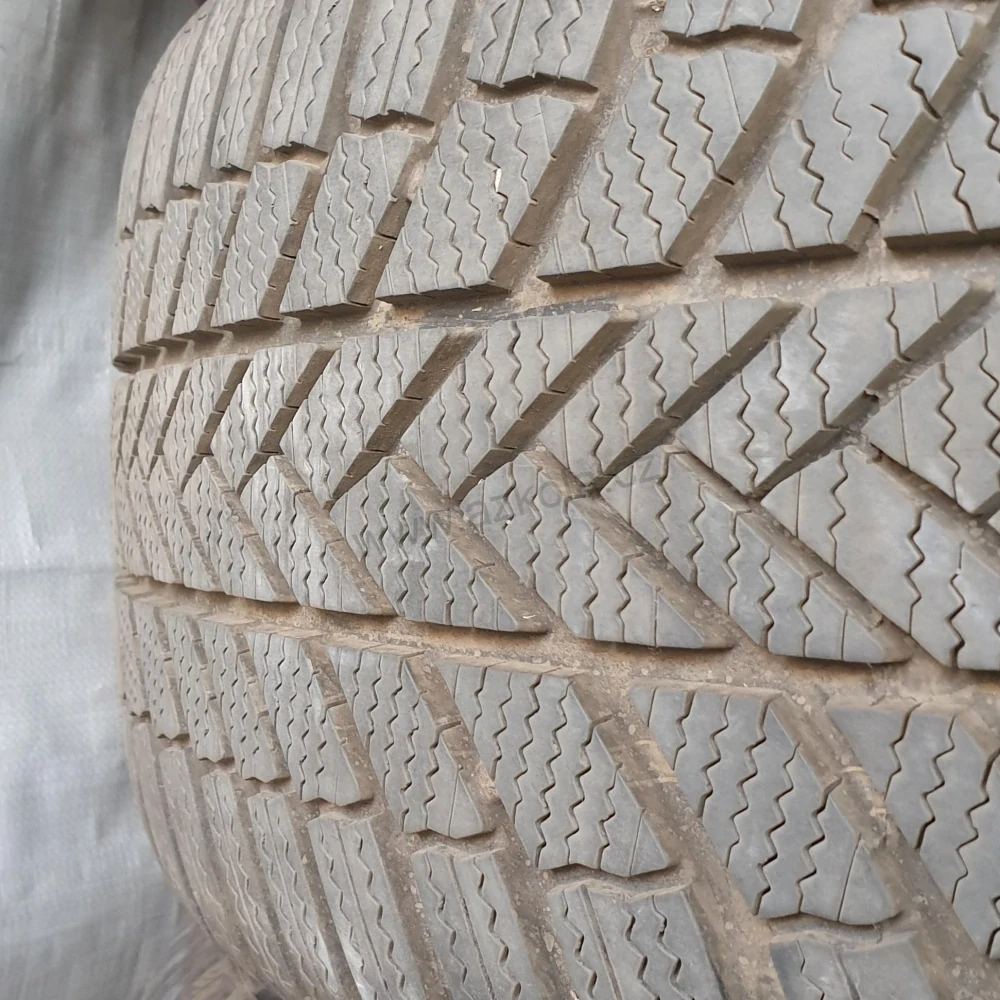 Zimní kola Škoda, VW, Audi 255/50 R19 č. AK193