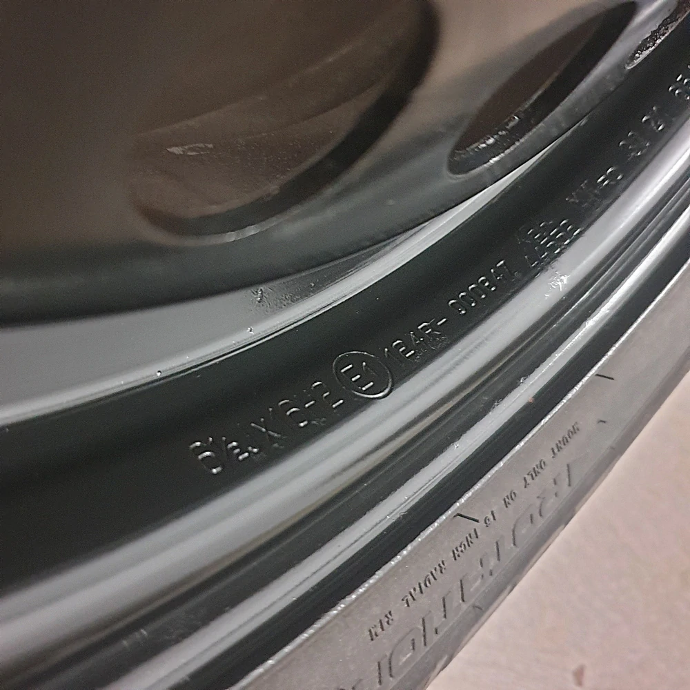 Zimní kola Hyundai i30, Kia Ceed 205/55 R16 č. AK189