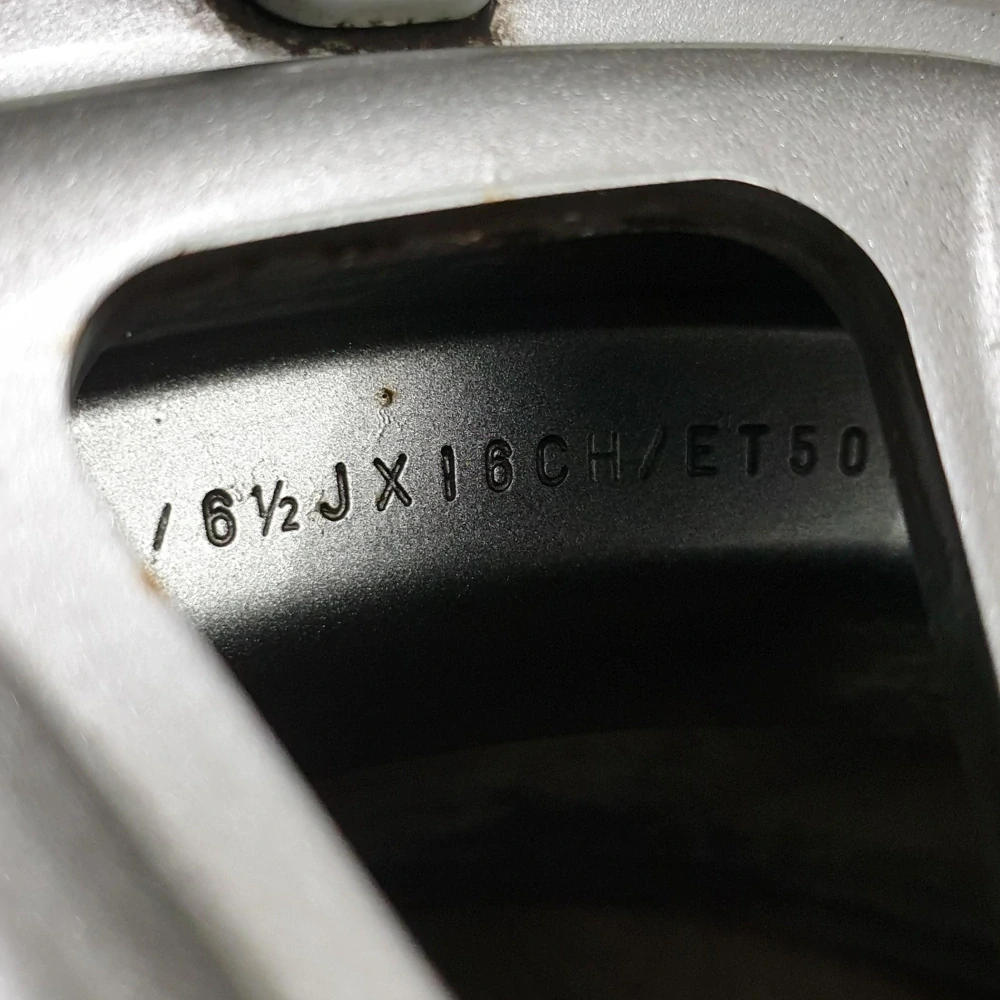 Zimní kola Hyundai i30, Kia Ceed 205/55 R16 č. AK190