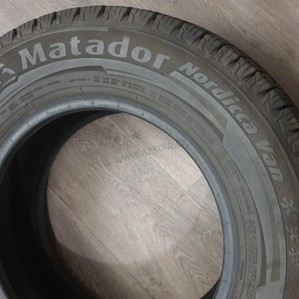 Zimní pneumatiky 215/70 R15C Matador č. AP882
