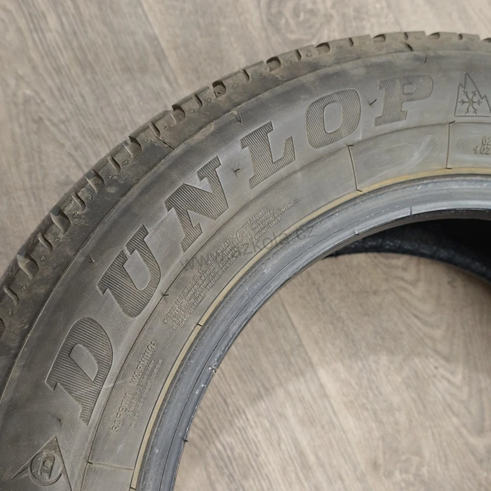 Zimní pneumatiky 165/70 R14 Dunlop č. AP926